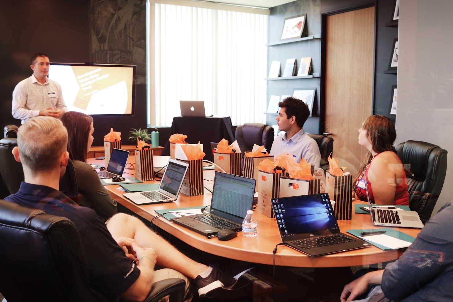 The Importance of Customized Business Support Services